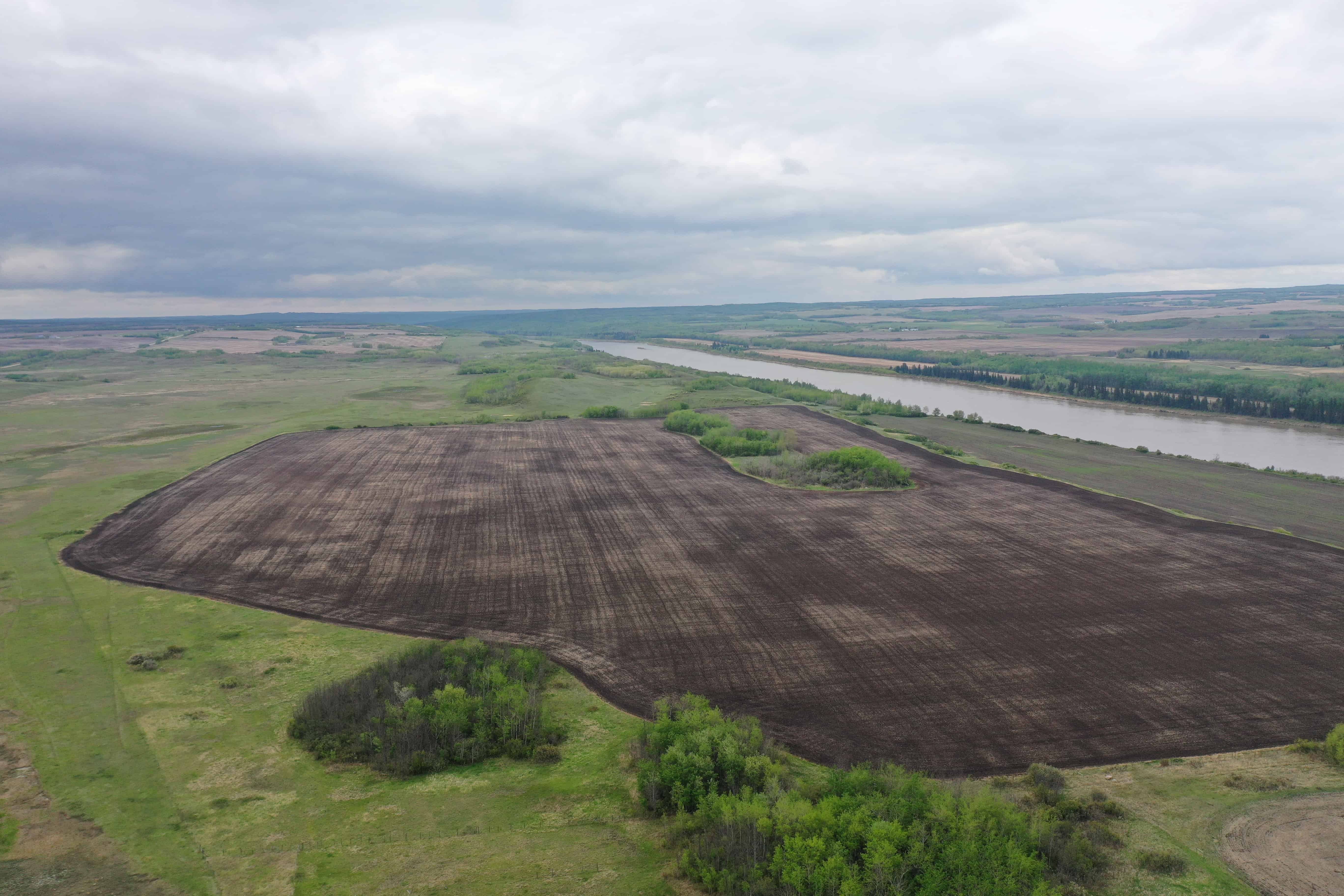 121048 Twp 555 Brosseau AB T0B 0P0
