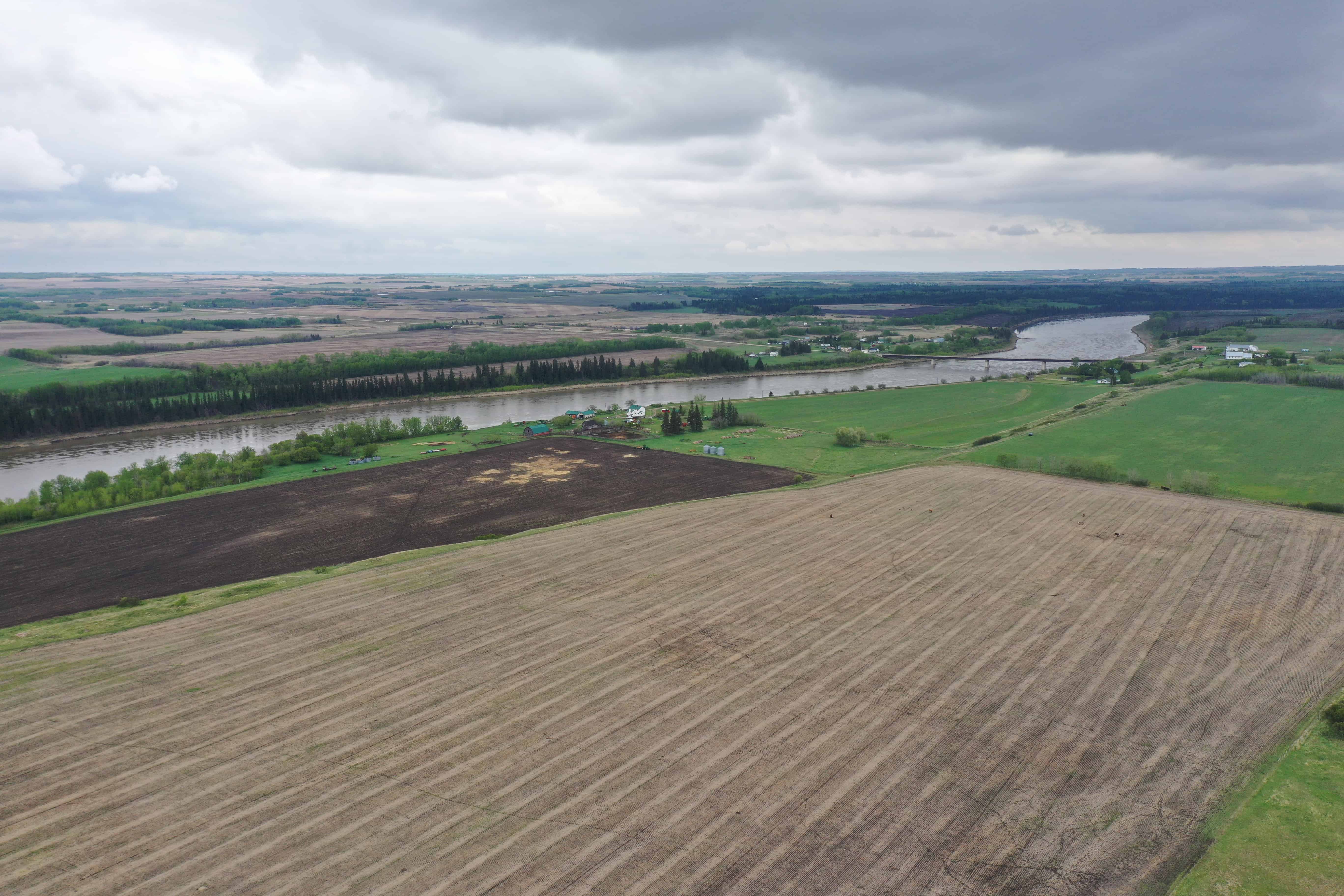 121048 Twp 555 Brosseau AB T0B 0P0