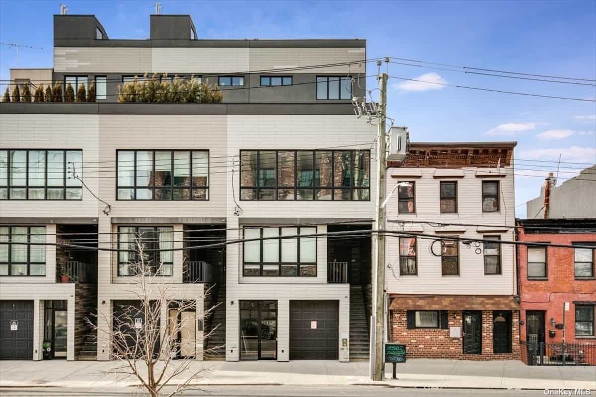 430 Van Brunt Street Red Hook NY 11231